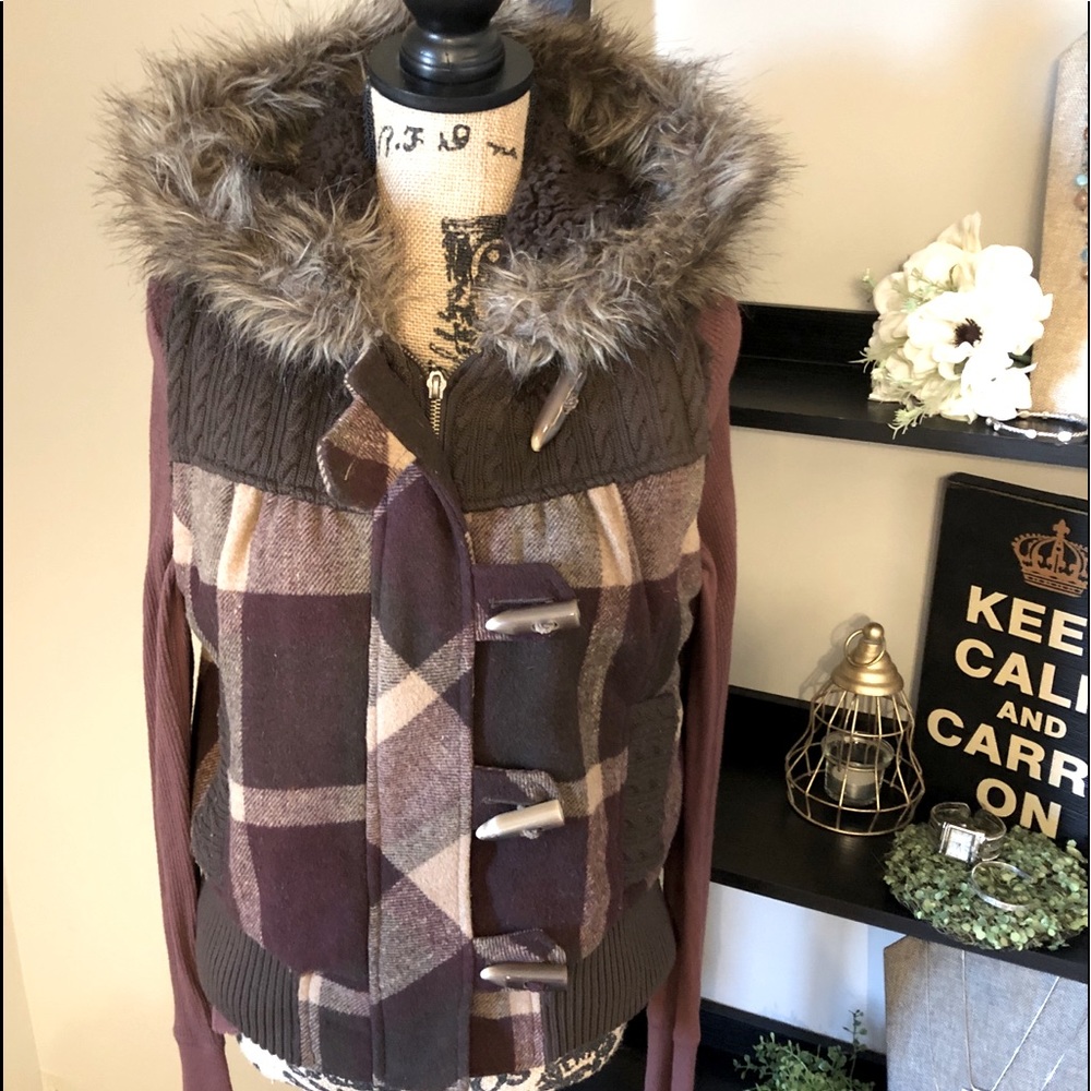BKE Plaid Vest Jacket